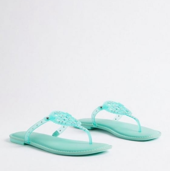 torrid Shoes - Torrid MEDALLION T-STRAP SANDAL Mint Size 7 WW NWT!